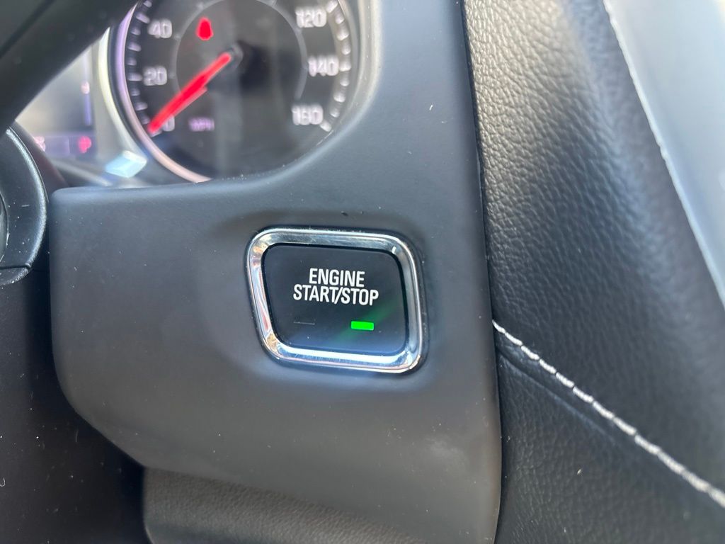 Used 2023 GMC Acadia SUV