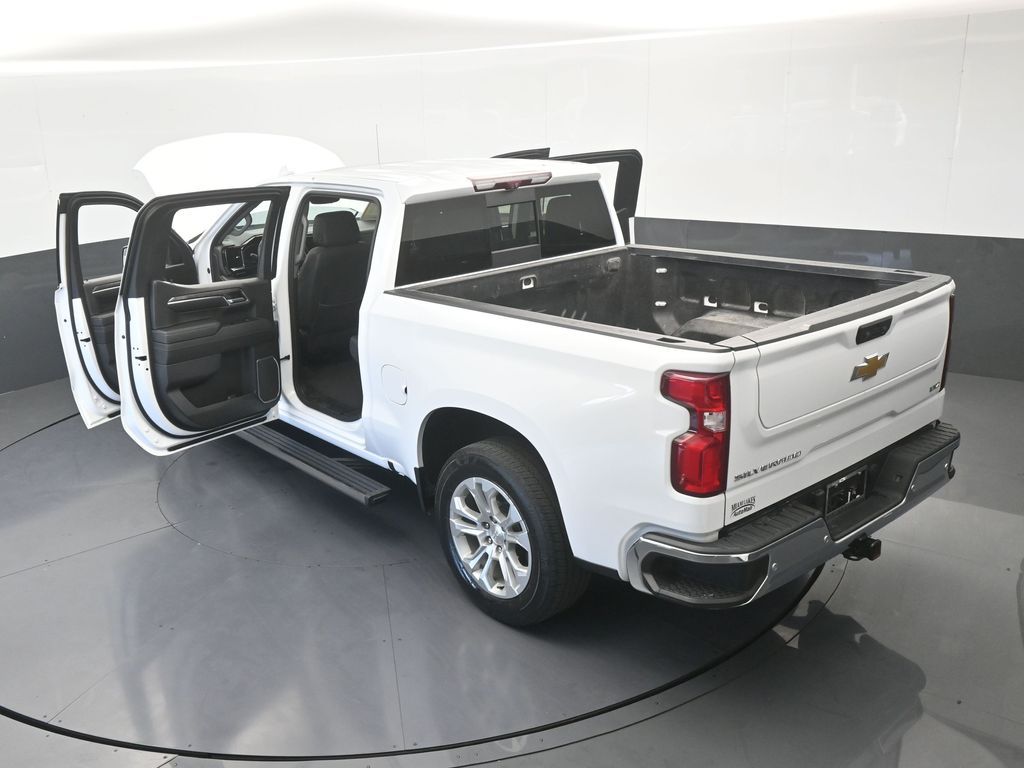 Used 2023 Summit White Chevrolet LTZ image 88