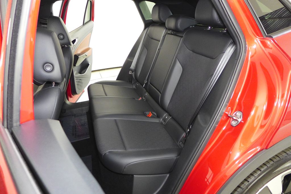 Thumbnail: 2022 Volkswagen ID.4 - 21