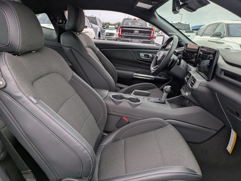 2025 Ford Mustang GT Fastback