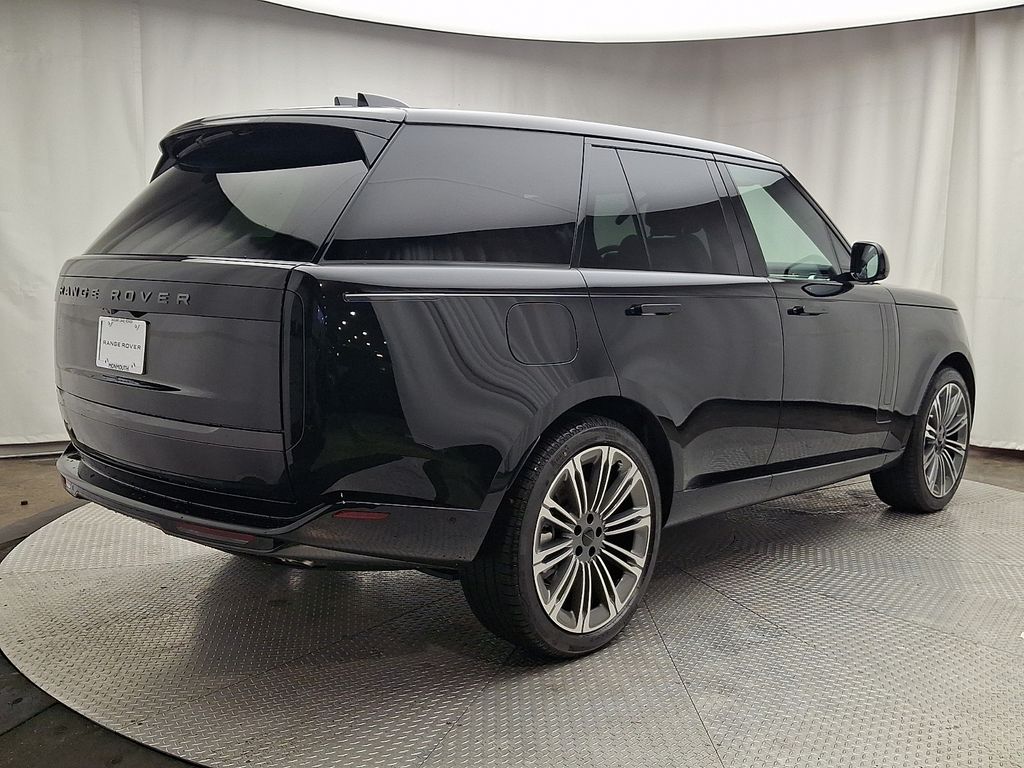 Thumbnail: 2026 Land Rover Range Rover - 3