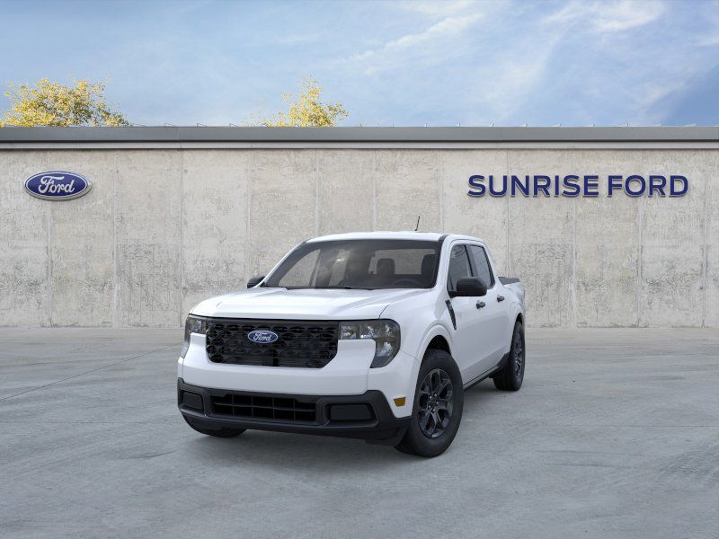 New 2026 White Ford XLT image 2