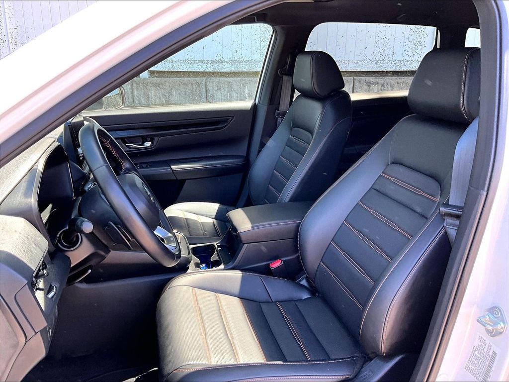 2025 Honda CR-V Hybrid — photo 10