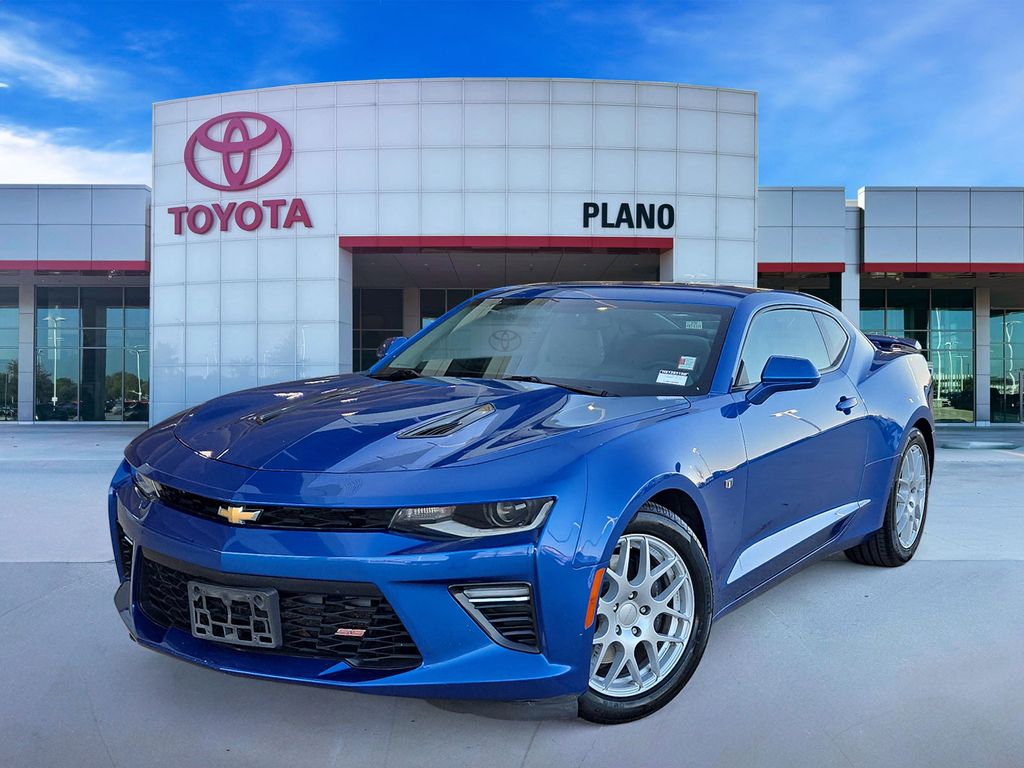 2017 Chevrolet Camaro 2SS Coupe RWD