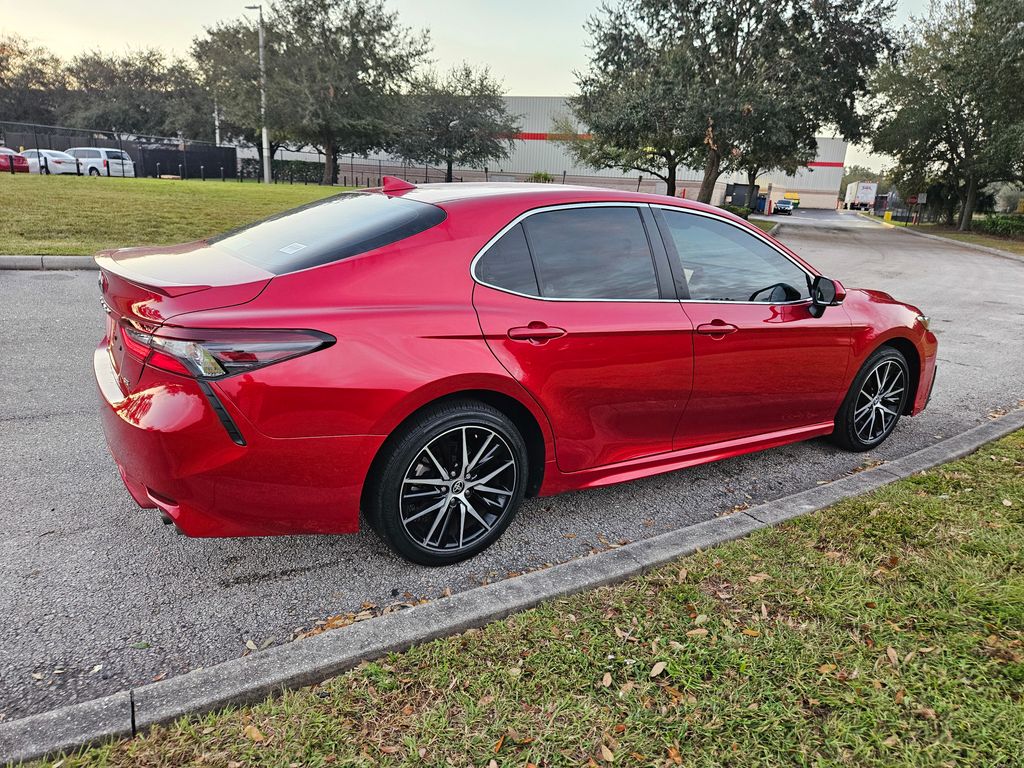 2023 Toyota Camry SE 5