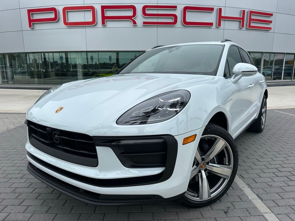 Thumbnail: 2026 Porsche Macan - 1