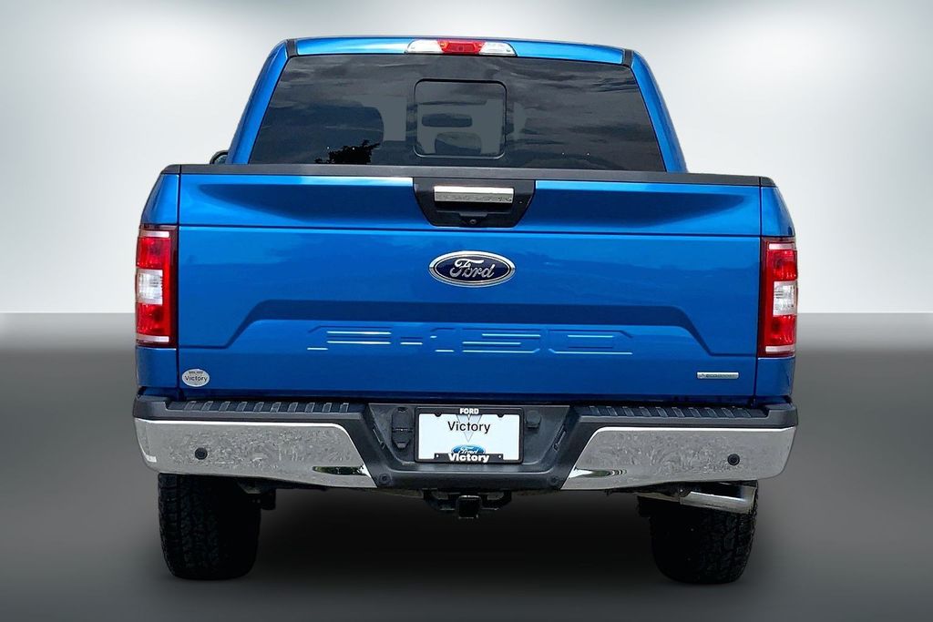 Used 2019 Blue Ford XLT image 4