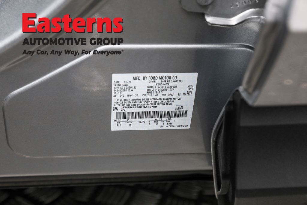 Used 2024 Silver Ford SEL image 34