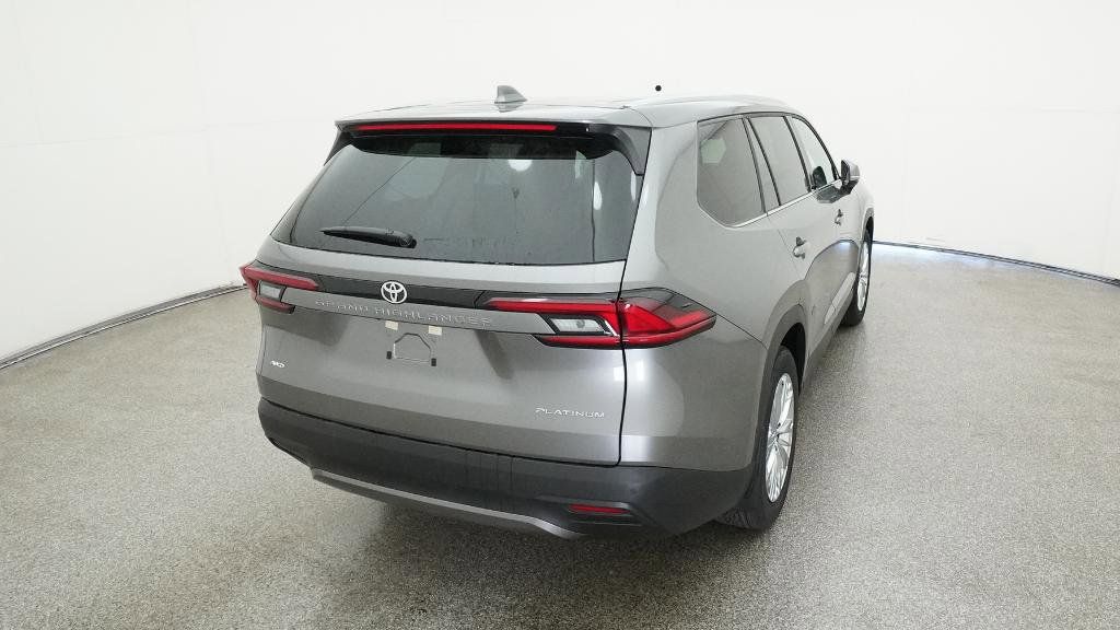 Thumbnail: 2026 Toyota Grand Highlander - 17