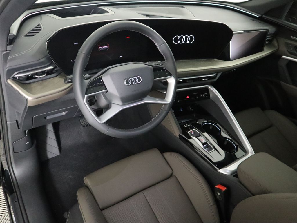 Thumbnail: 2025 Audi Q5 - 10
