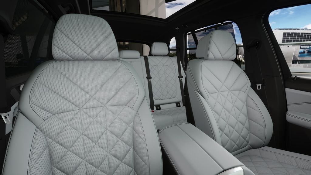 Thumbnail: 2026 BMW X5 - 11