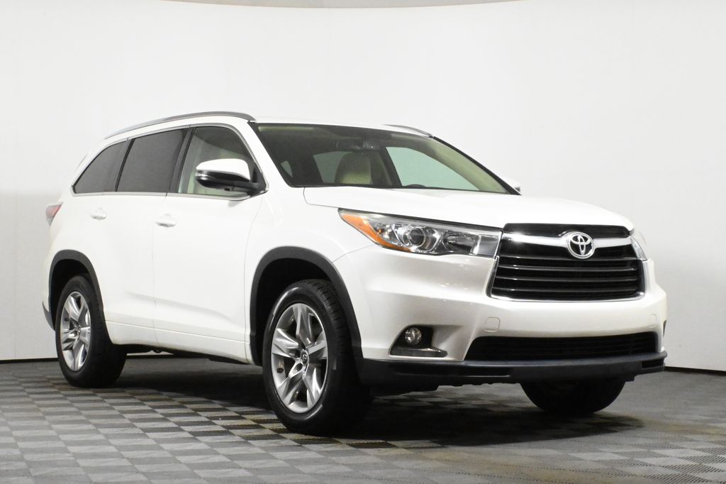 Thumbnail: 2016 Toyota Highlander - 10