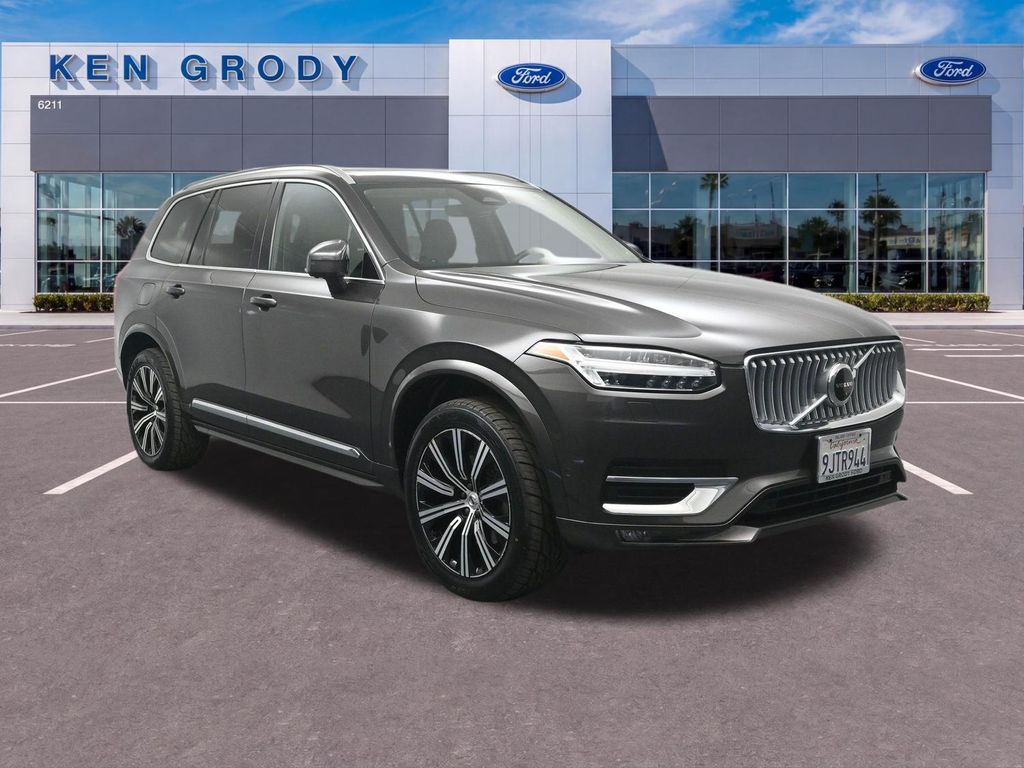 Platinum Gray Metallic 2023 Volvo XC90 SUV / Crossover All-Wheel Drive Automatic