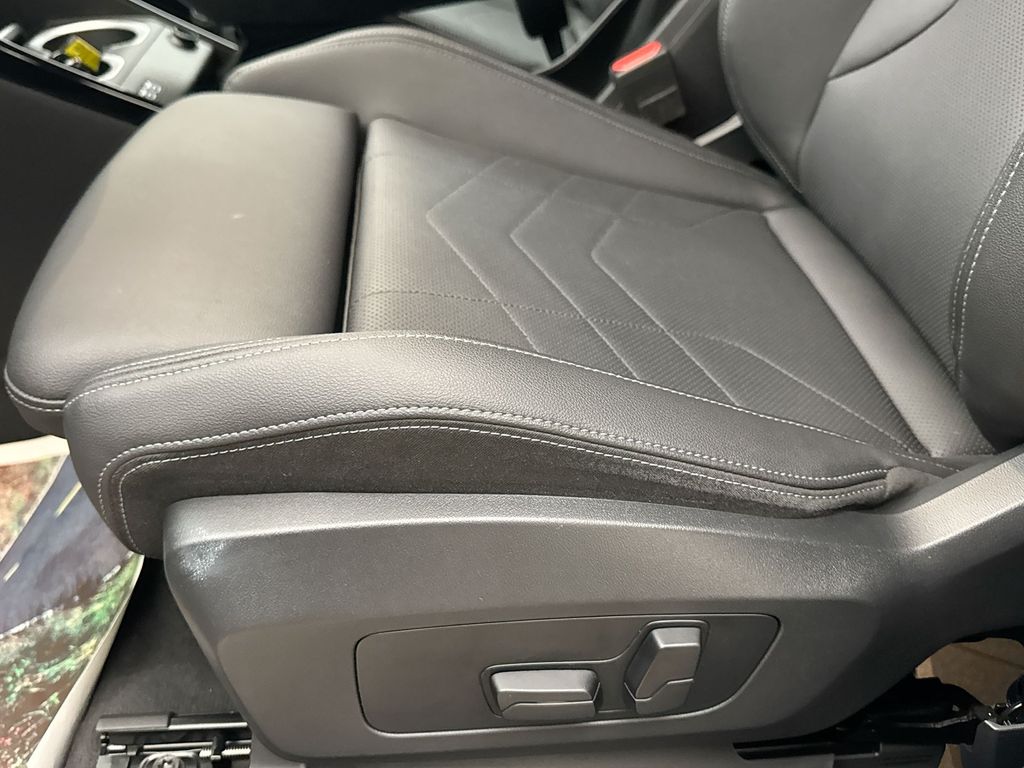 2023 BMW X1 xDrive28i 4