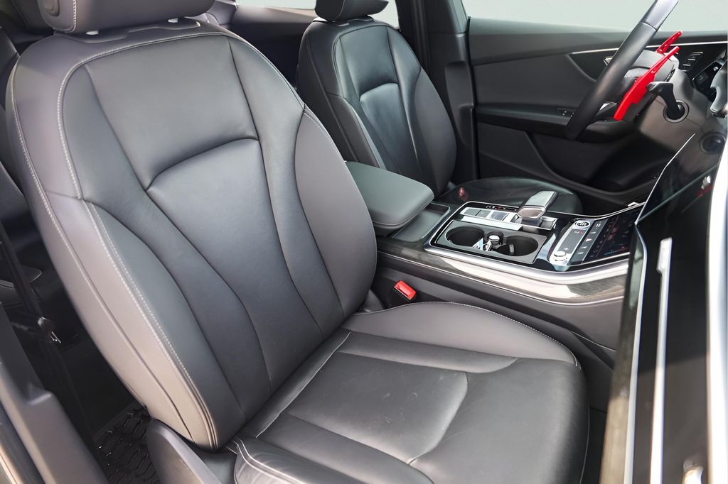 Used Car 2021 Audi Q8  55 Premium Plus For Sale Under $40,000 In Austin, Texas