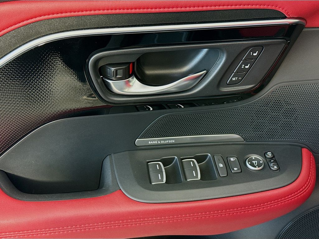 Thumbnail: 2025 Acura ADX - 24