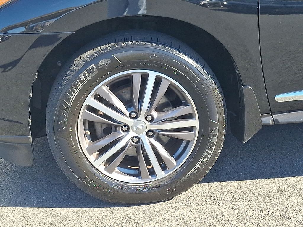 Thumbnail: 2018 INFINITI QX60 - 8