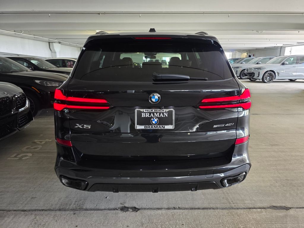 New 2026 Black BMW sDrive40i image 5