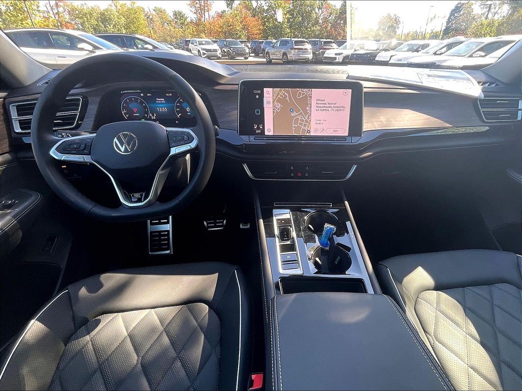 2026 Volkswagen Atlas — photo 12