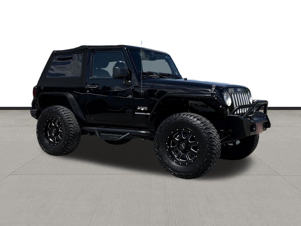 2017 Jeep Wrangler Sahara - 2