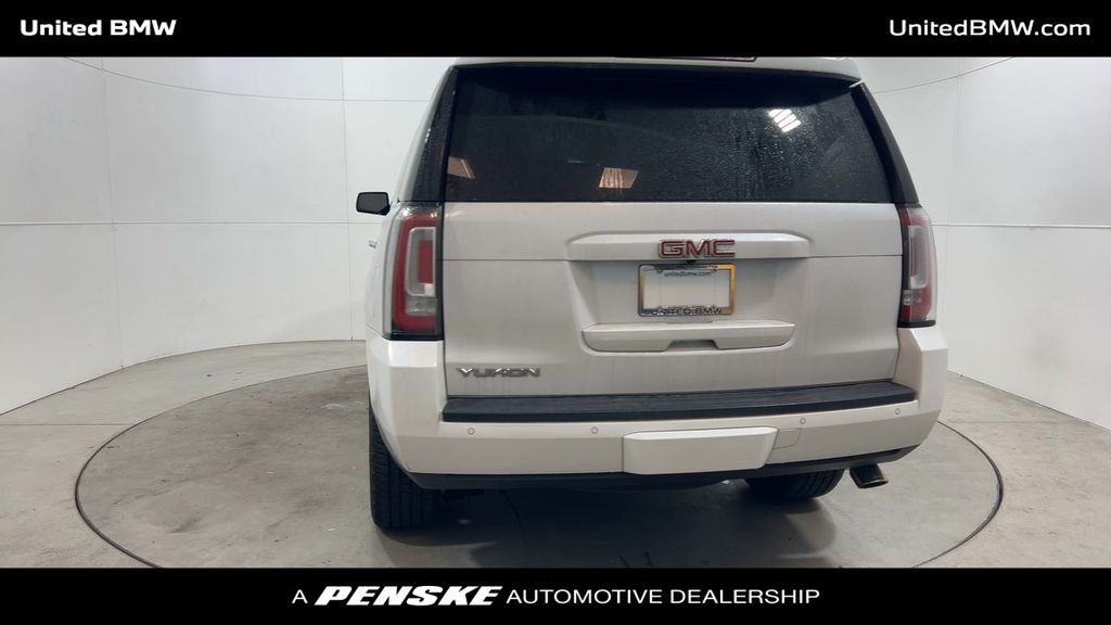 2016 GMC Yukon SLT 7