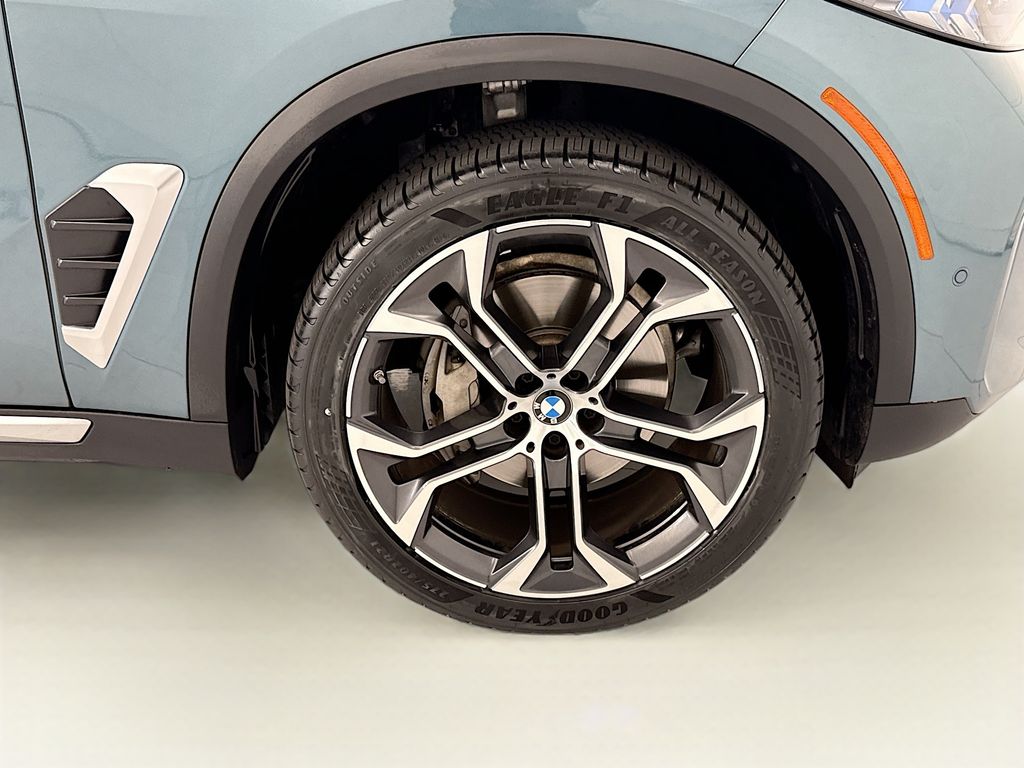 Thumbnail: 2024 BMW X5 - 31