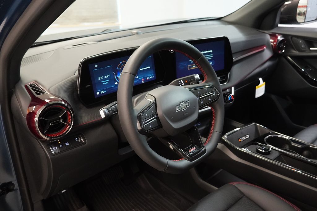 View vehicle photo 7