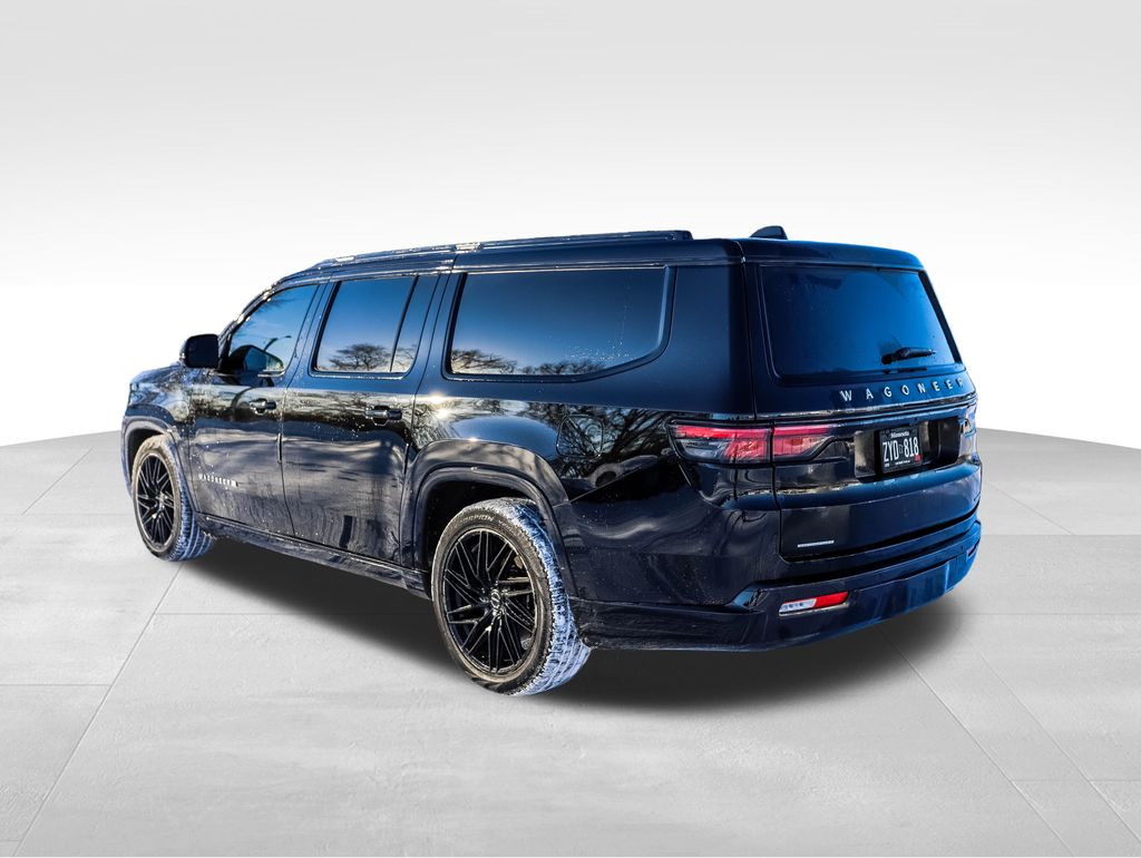 Thumbnail: 2023 Jeep Wagoneer - 3