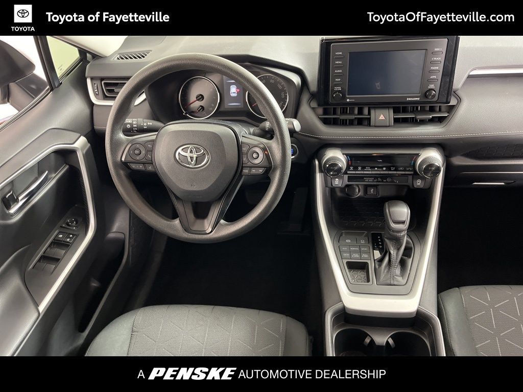 2021 Toyota RAV4 XLE 5