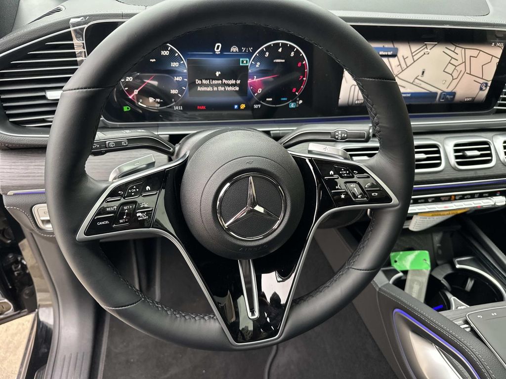 Thumbnail: 2026 Mercedes-Benz GLE - 22