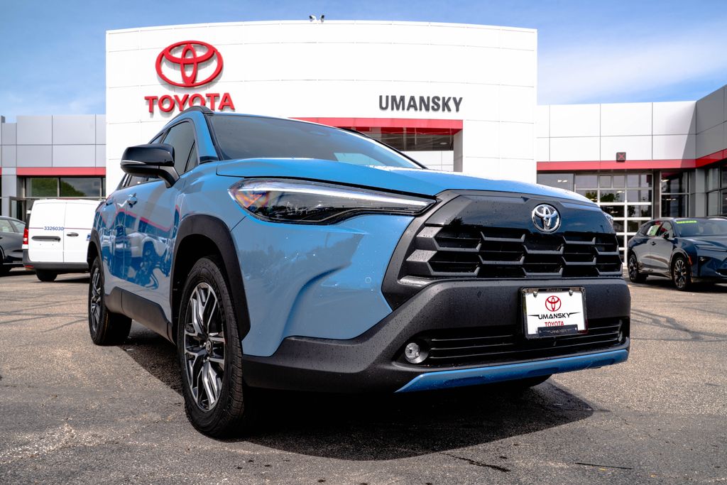 2026 Toyota Corolla Cross photo 1
