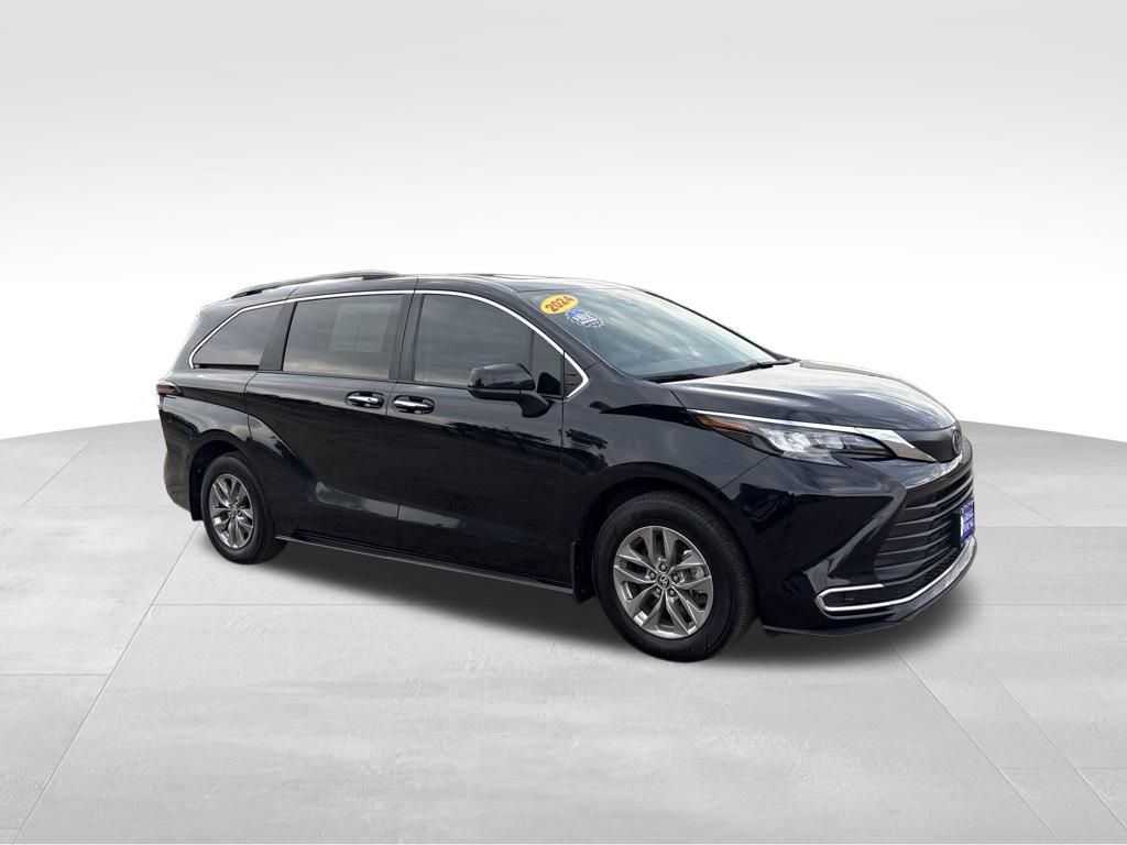 Used 2024 Toyota Sienna Van