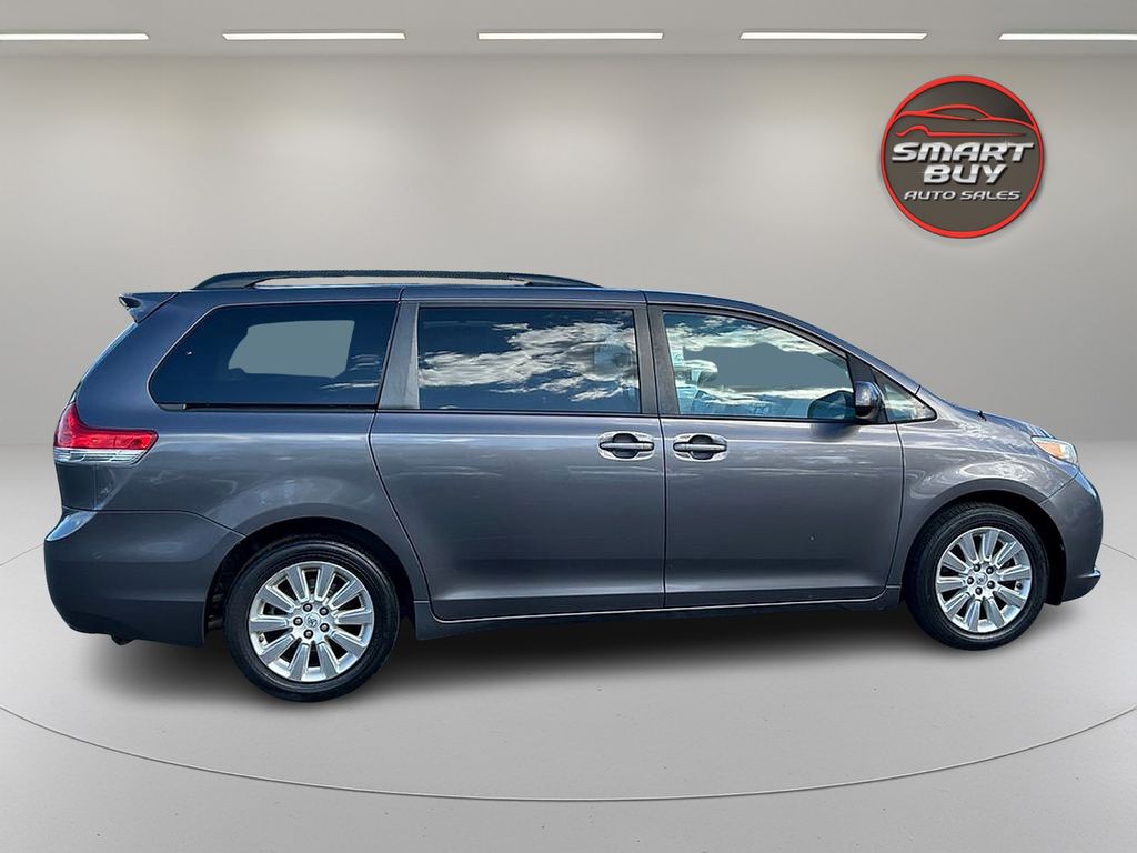 2014 Toyota Sienna