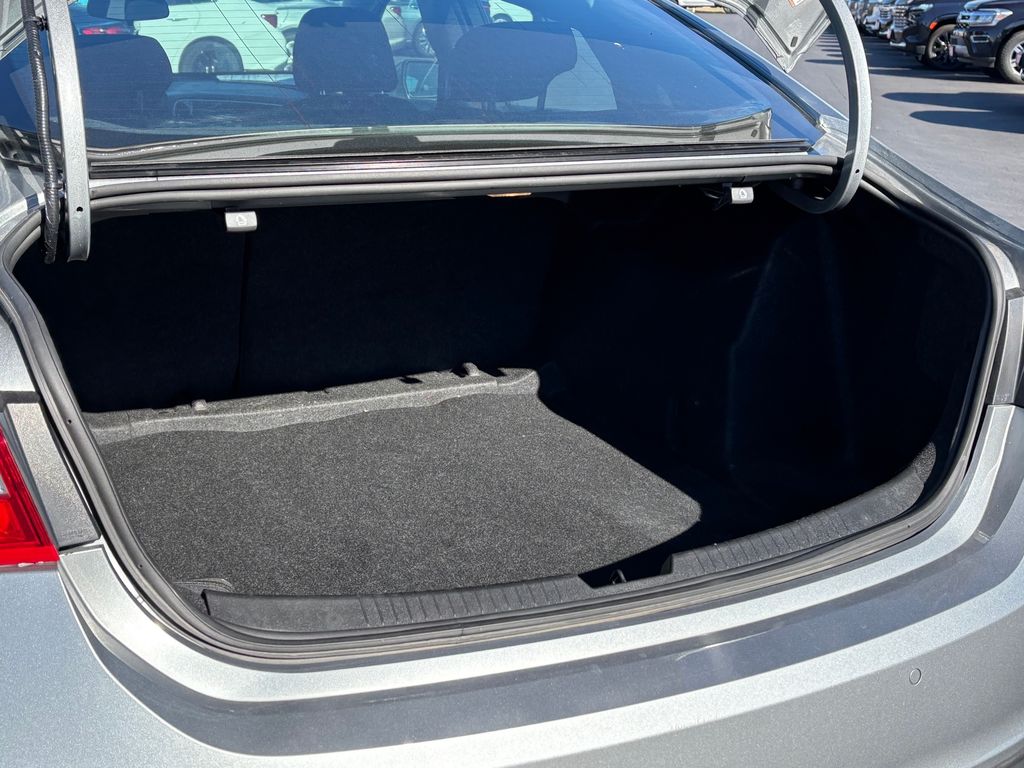 Used Car 2025 Chevrolet Malibu  Rs For Sale Under $25,000 In Austin, Texas