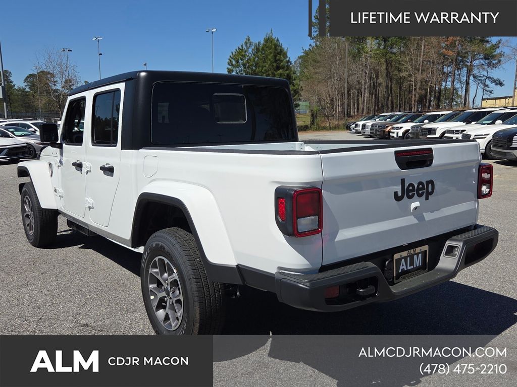 New 2026 Bright White Clear-Coat Exterior Paint Jeep Sport S image 11