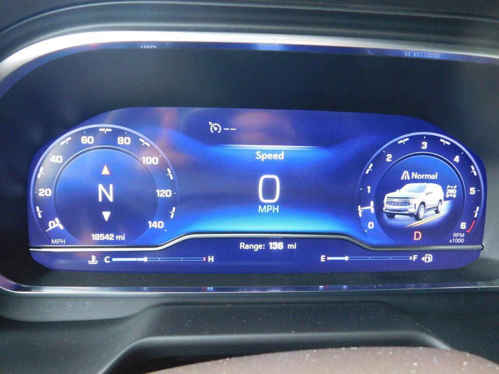 Thumbnail: 2023 Chevrolet Suburban - 6