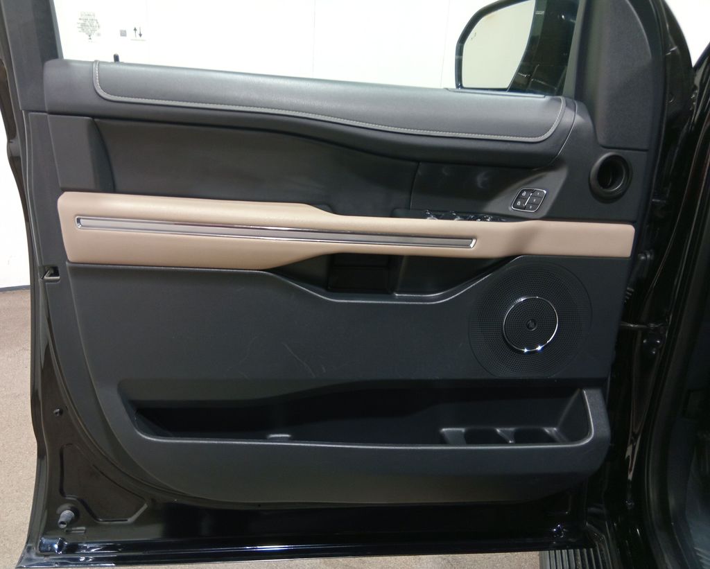 2024 Ford Expedition Limited MAX