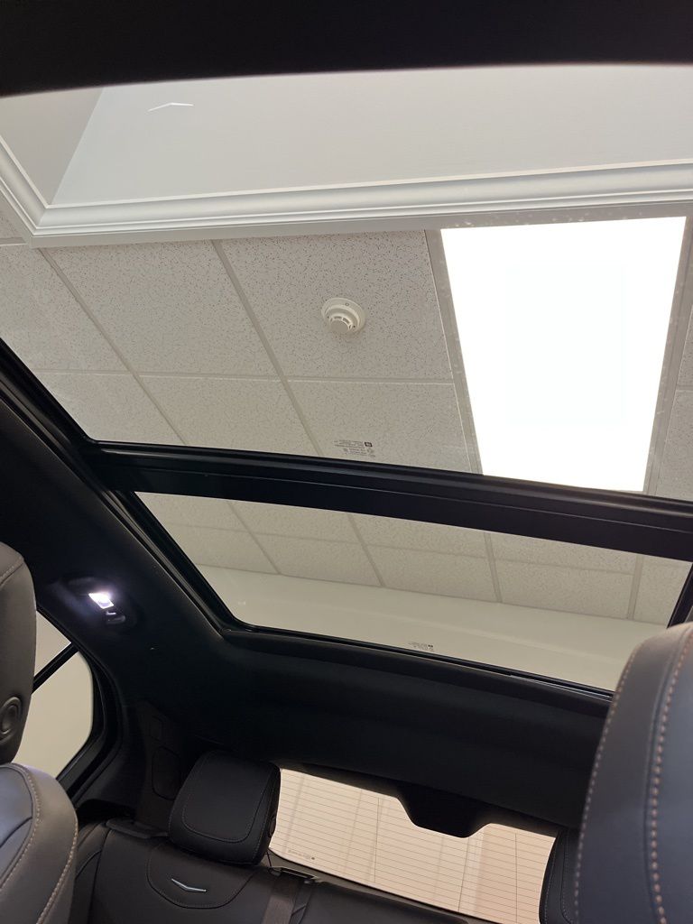 used 2023 Cadillac XT4 car, priced at $28,850