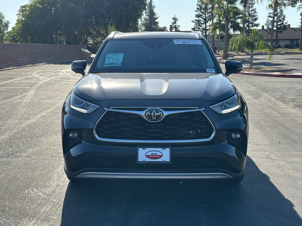 Thumbnail: 2024 Toyota Highlander - 2