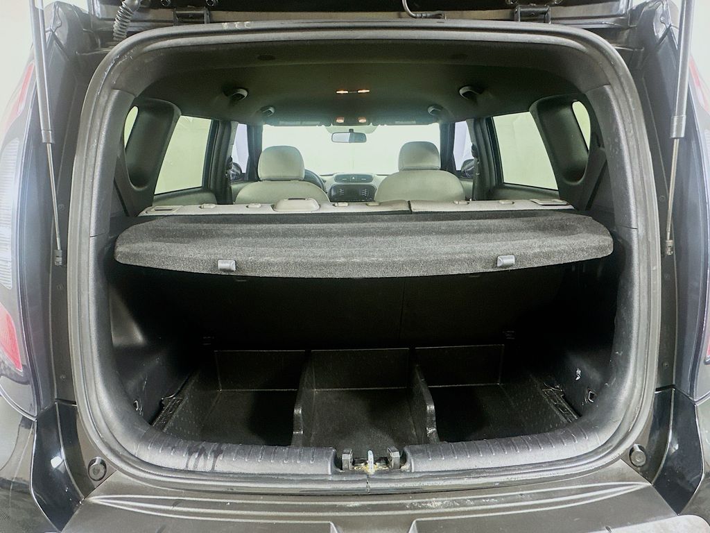 Thumbnail: 2015 Kia Soul - 23