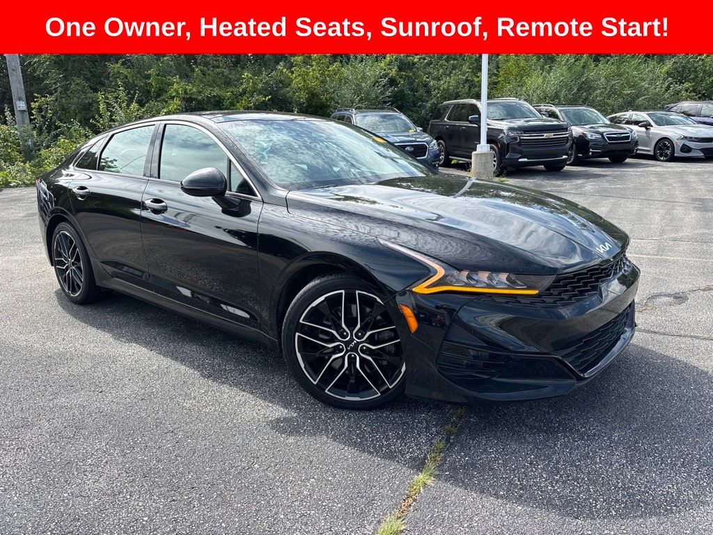 2023 Kia K5 photo 1