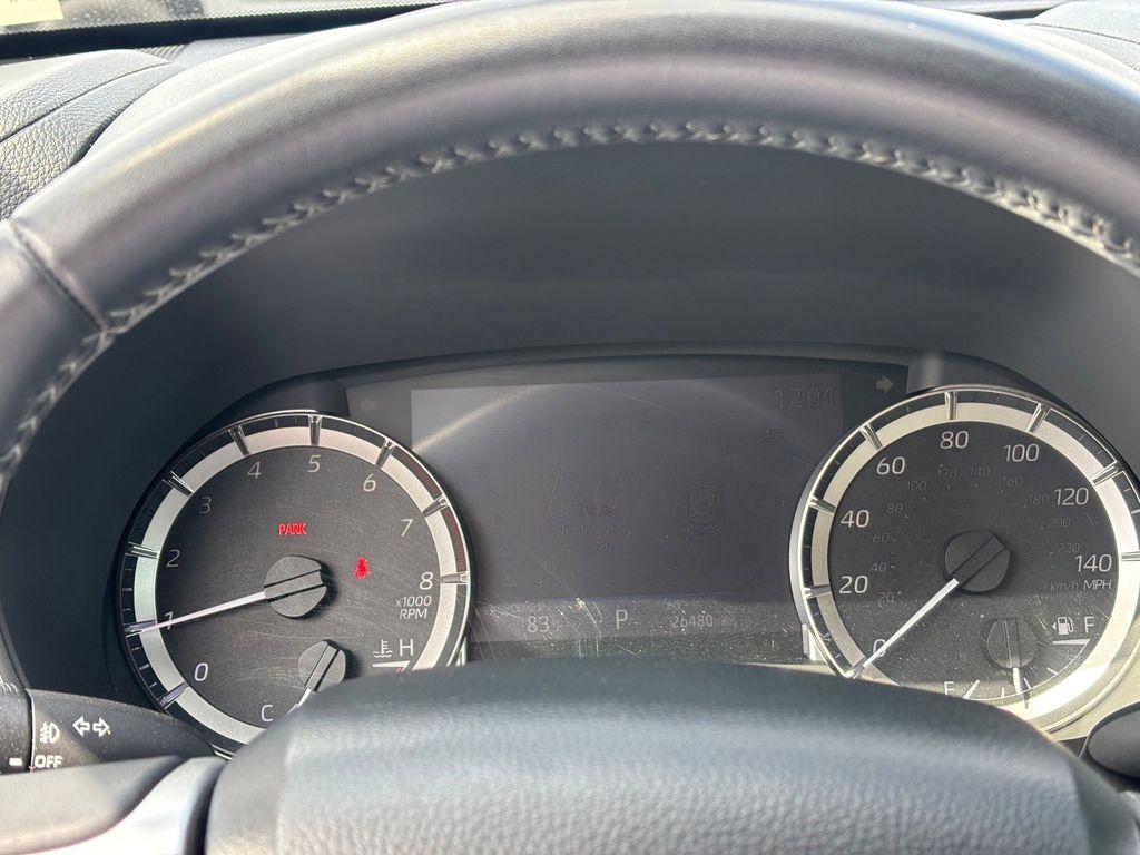 Used Car 2024 Toyota Highlander  Xle For Sale Under $50,000 In Austin, Texas