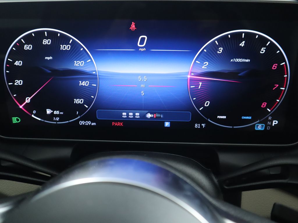 2025 Mercedes-Benz GLC 300 32