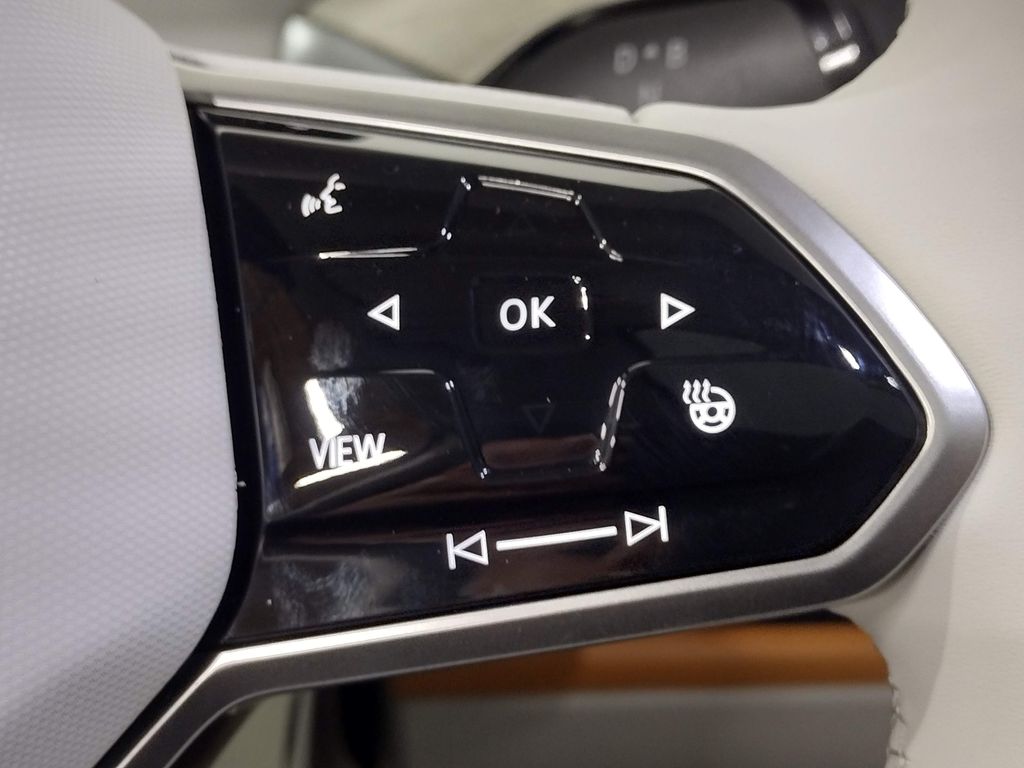 2025 Volkswagen ID. Buzz Pro S Plus