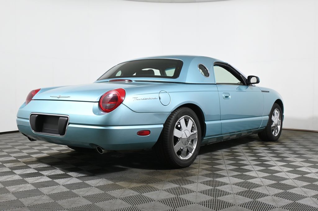 Thumbnail: 2002 Ford Thunderbird - 8