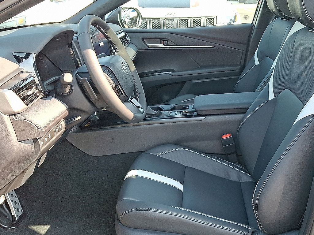 Thumbnail: 2026 Toyota Camry - 7