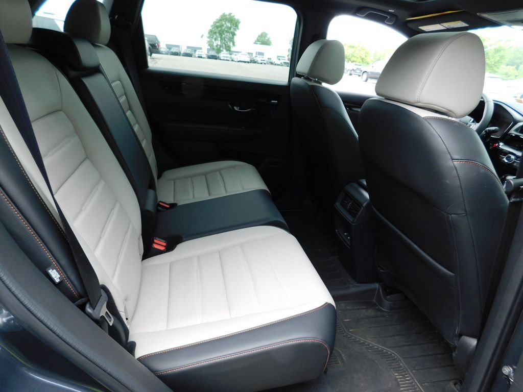2025 Honda CR-V Sport Touring 5