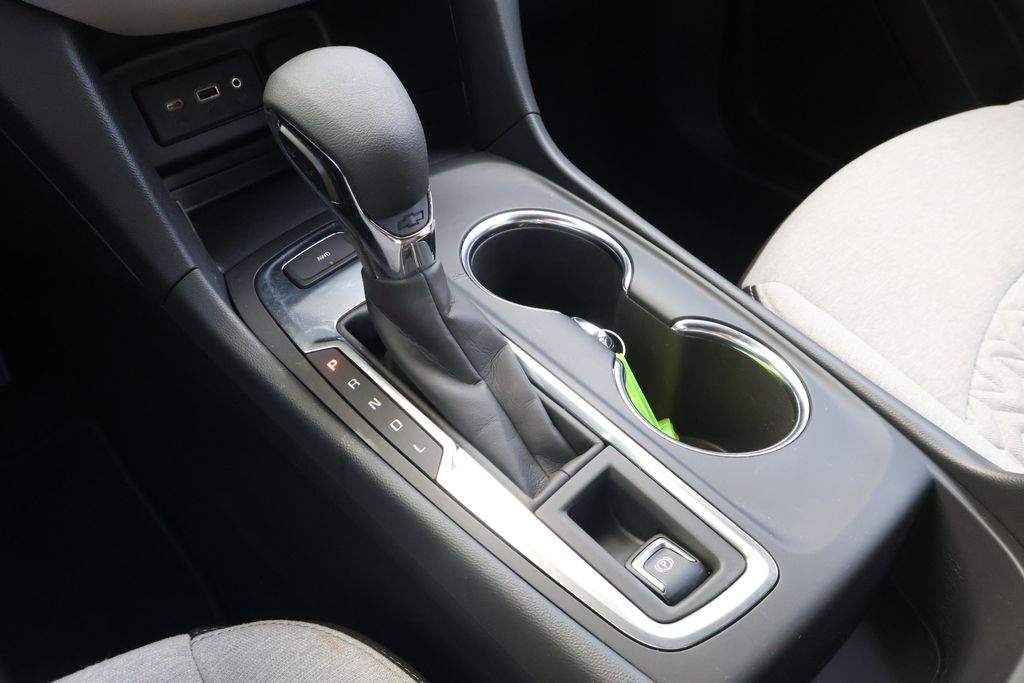 Thumbnail: 2024 Chevrolet Equinox - 21