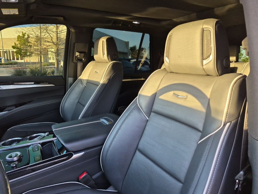 Used Car 2025 Cadillac Escalade  Sport For Sale Under $110,000 In Austin, Texas