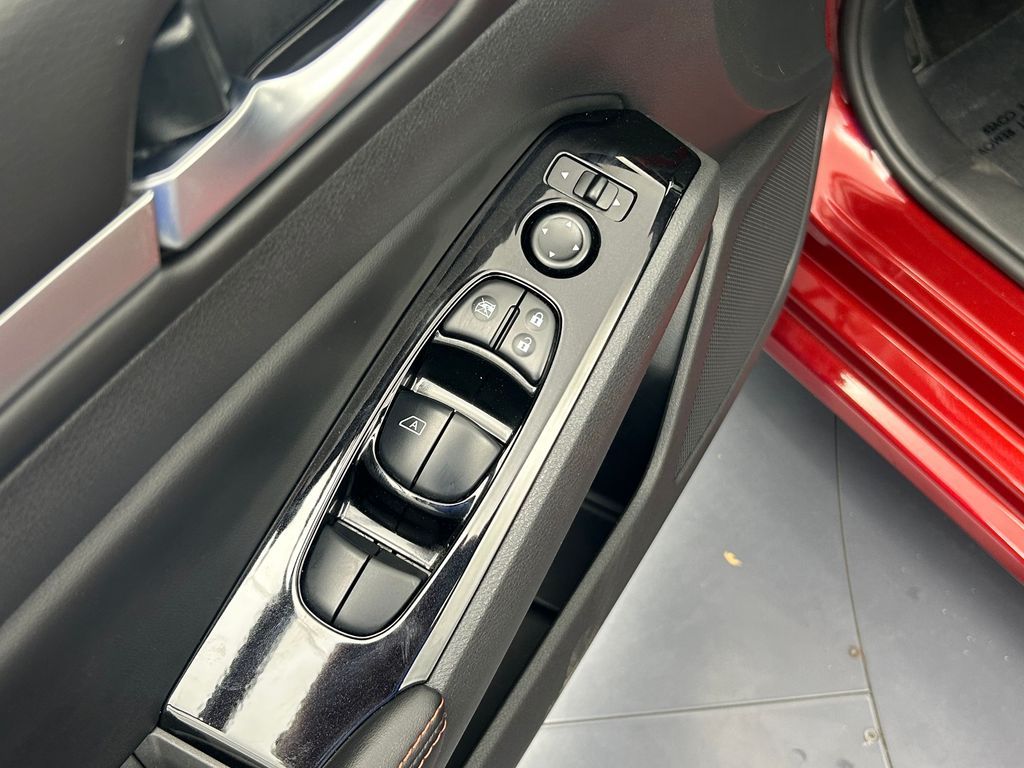 Used 2024 Scarlet Ember Nissan 2.5 SR image 10